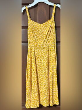 Old navy summer dress size XS yellow floral